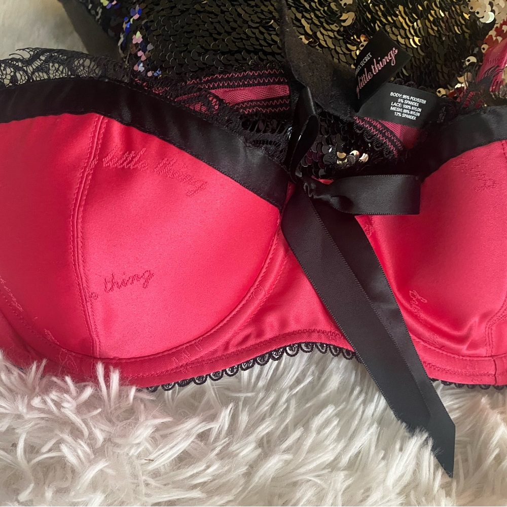 Vintage Sale before gone Sexy little things Victoria Secret bra 😍 yay Y2K - Picture 9 of 9